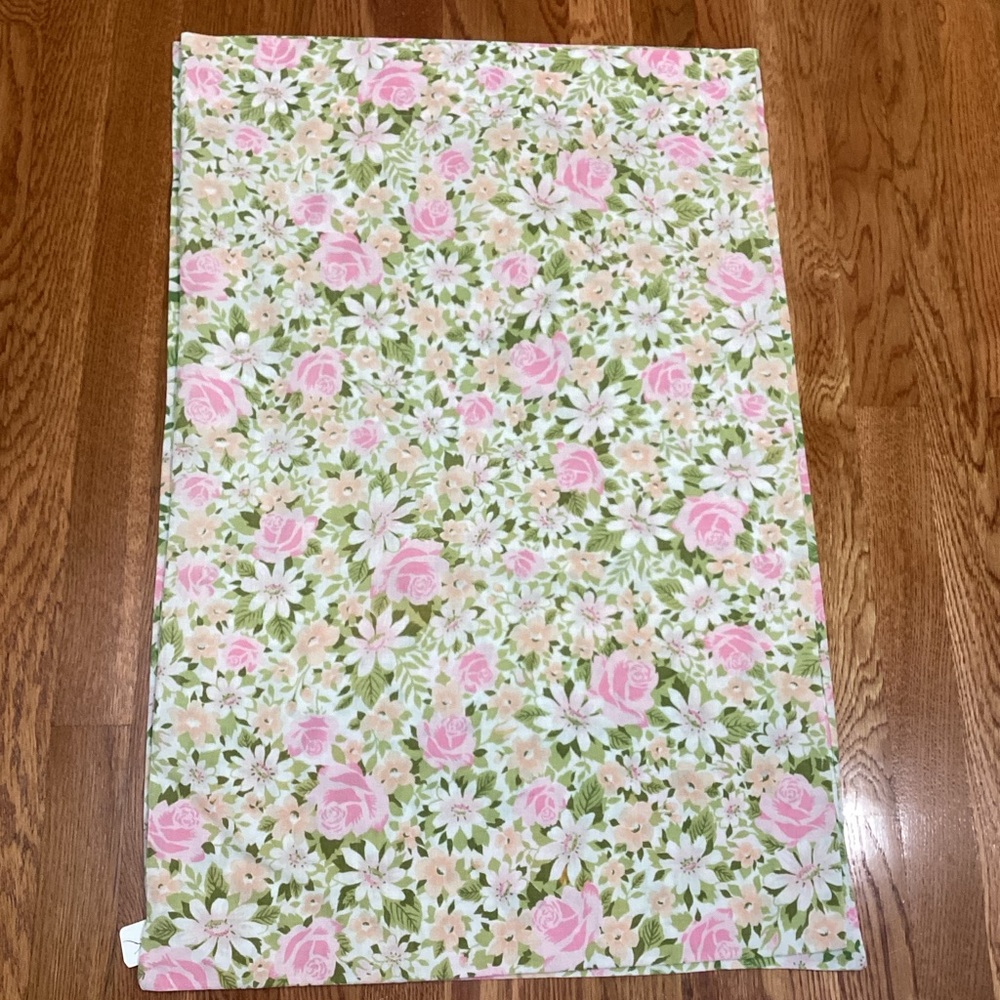 Vtg 2 Springmaid Marvelaire Floral Pillow Cases Standard pink green
